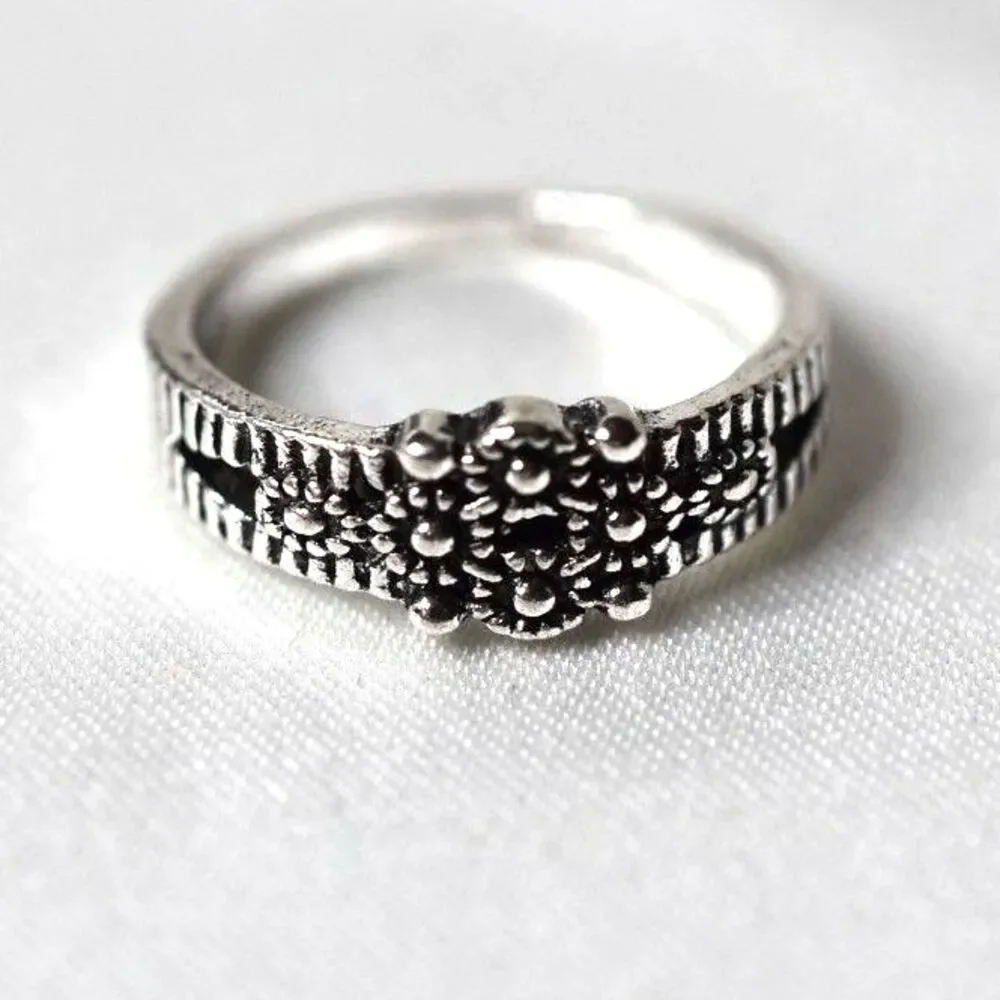NWOT Bali Style Silver Tone Metal Size 7 Unisex Trendy Fashion Rng